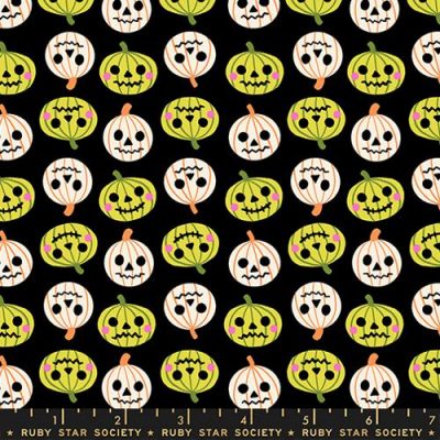 Freaky Familiars Black